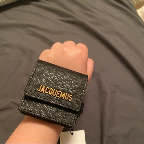 Jacquemus Handbags - Jacquemus Le Sac Bracelet Bag